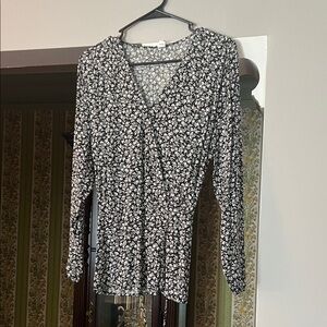 Floral Black and White Women's Top